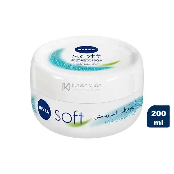 Nivea Soft Refreshingly Soft Moisturizing Cream (200ml)
