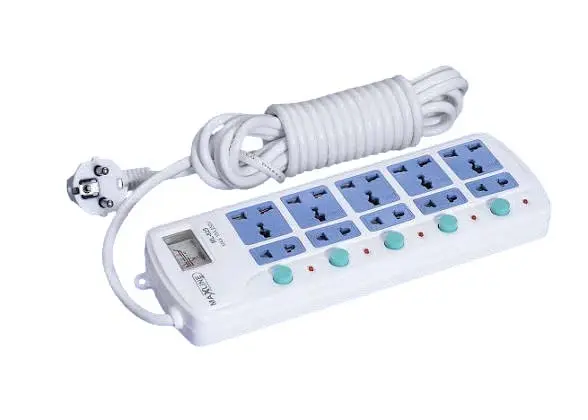 Maxline Extension Socket Multi-plug (ML-825)