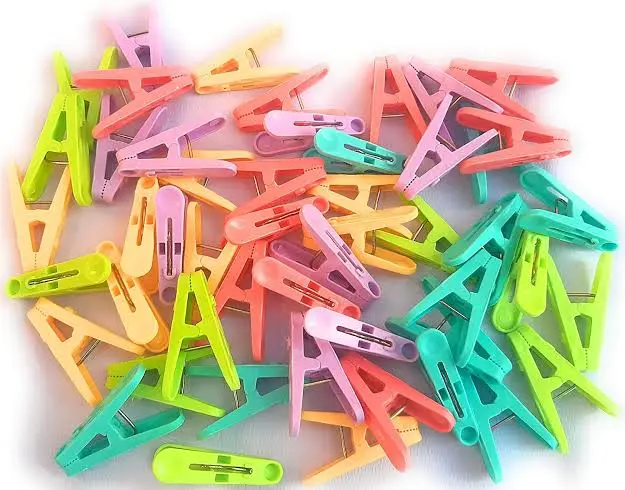 Colorful Plastic Cloth Clamps / Clothes Pegs (Multicolor Pack)